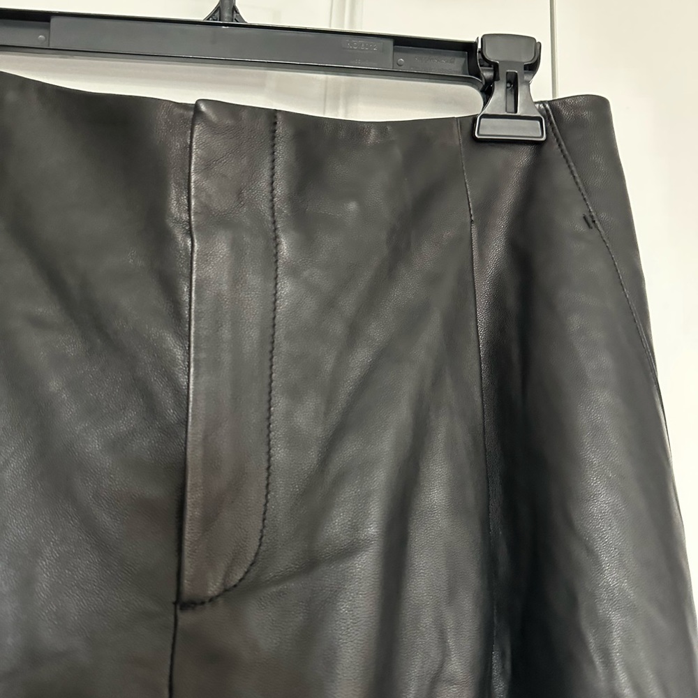 Vince‎ Black Leather Pleat Tapered Pants - Picture 7 of 12